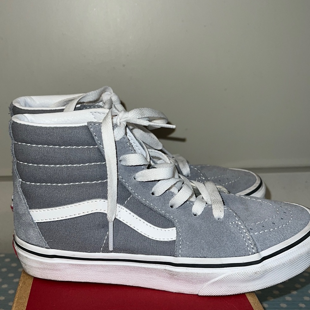 High top girl Vans size 3